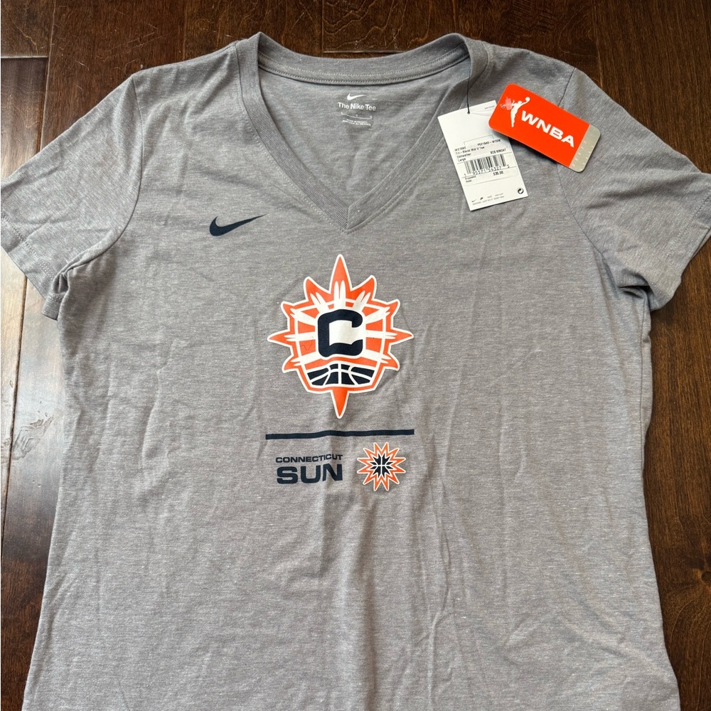 WOMEN’S, Connecticut Sun WNBA shirt